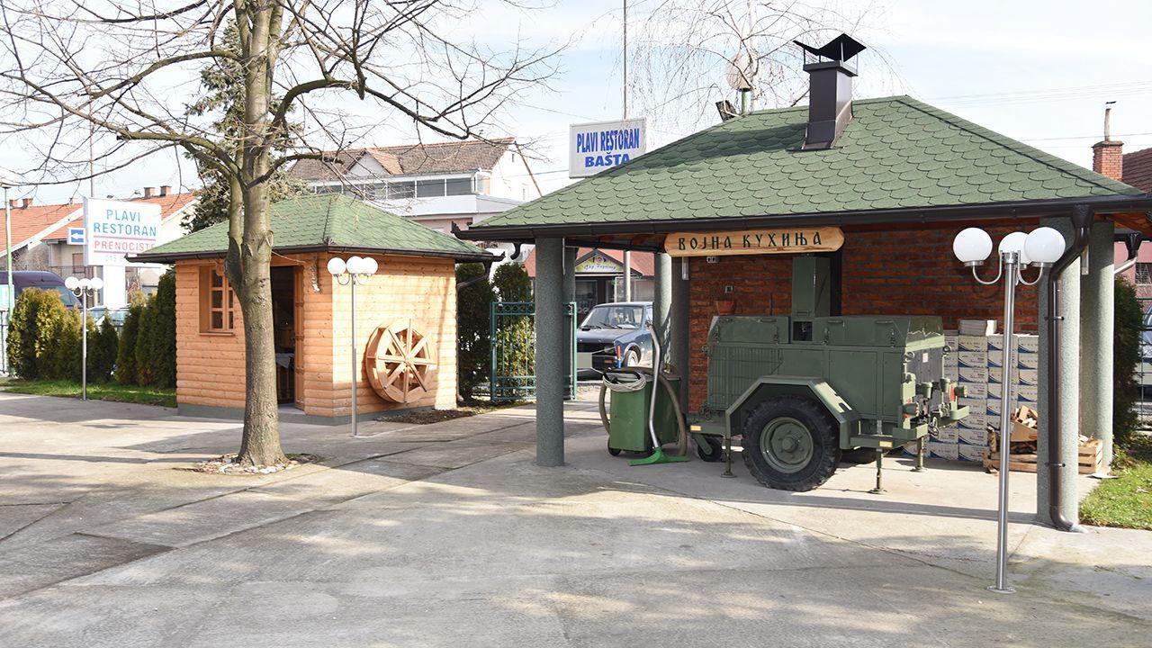 Hotel Mk, Plavi Restoran, Лозница Экстерьер фото