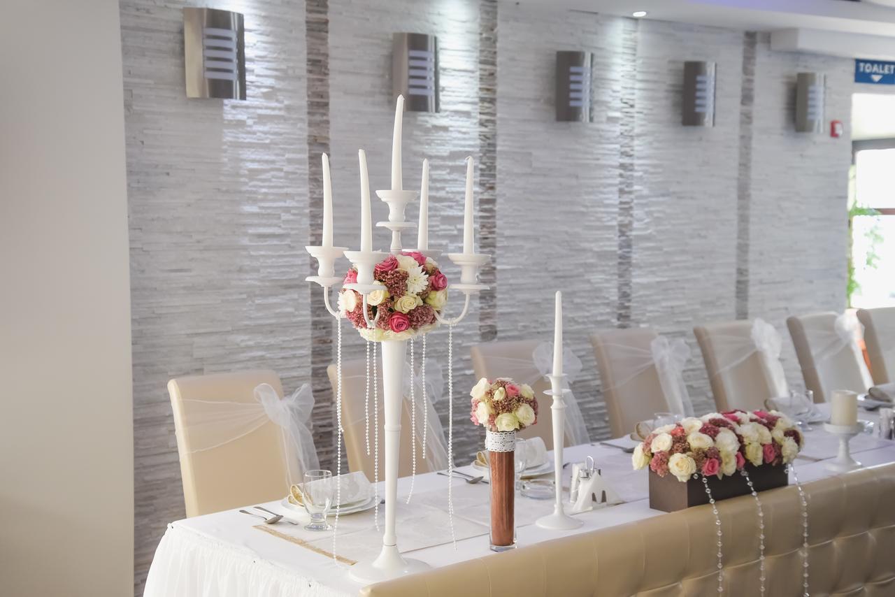 Hotel Mk, Plavi Restoran, Лозница Экстерьер фото